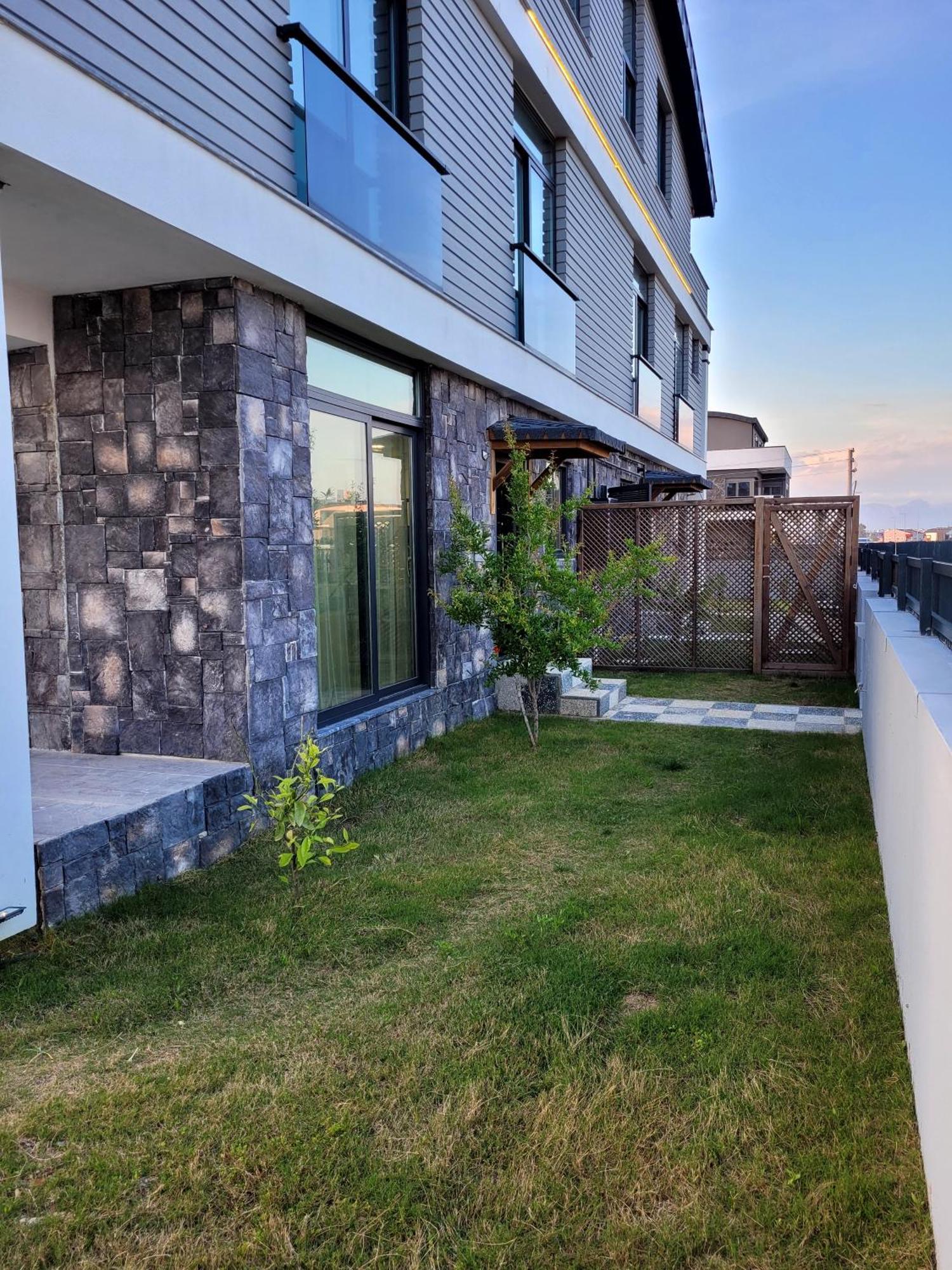 Oldskool Villas Close To Lara Beach Antalya Rom bilde